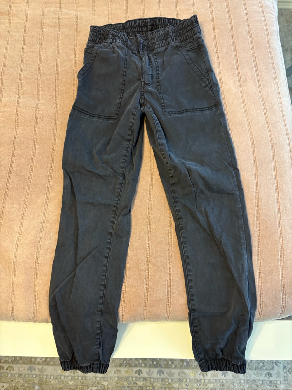 American Eagle women’s Washed Black Jogger Pants